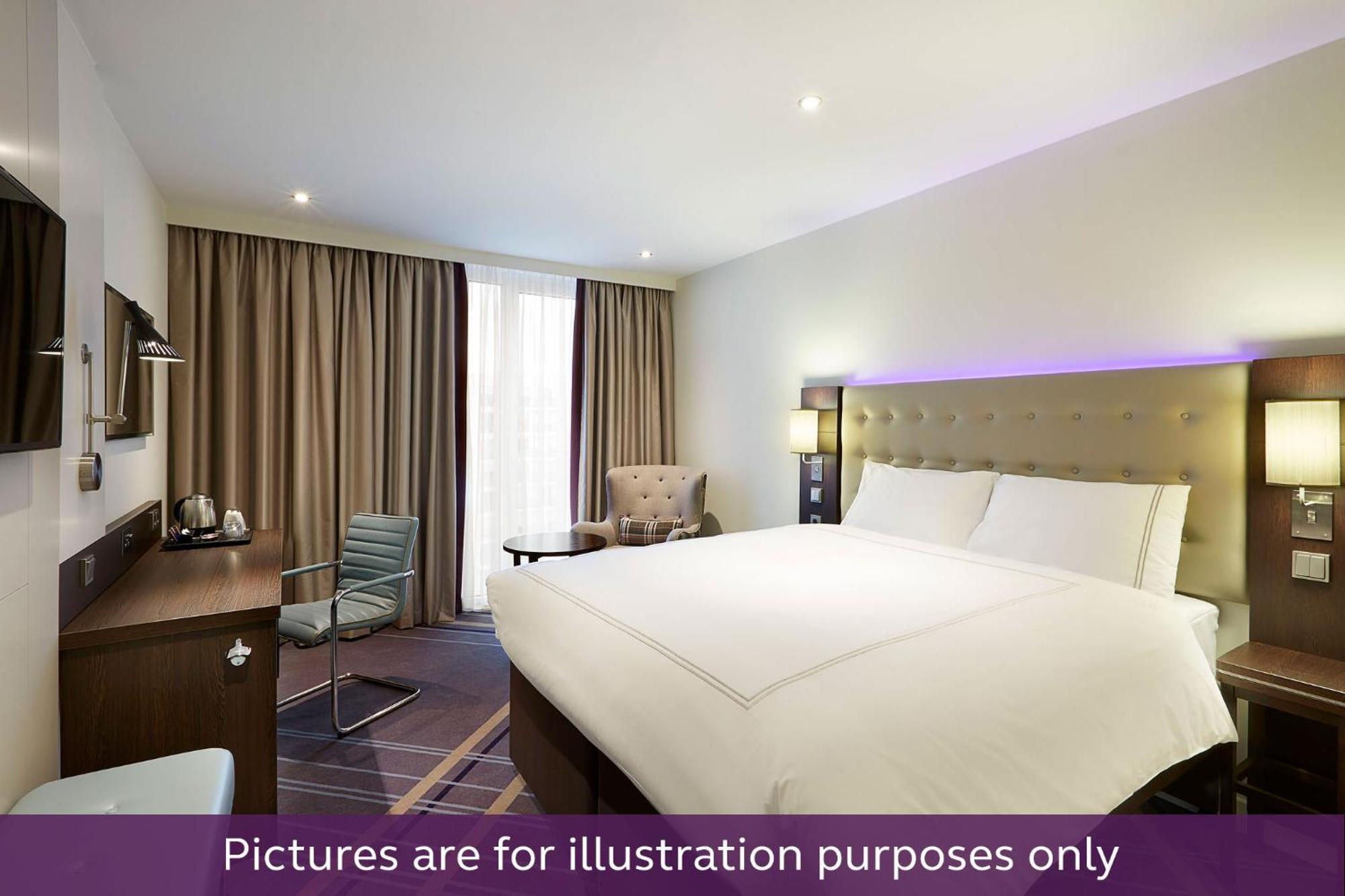 Premier Inn Koeln City Centre Zewnętrze zdjęcie